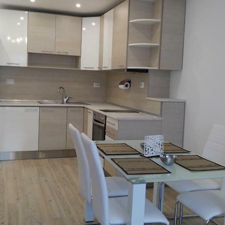 Modern Apartment Sofia Center Екстериор снимка