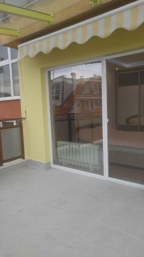 Modern Apartment Sofia Center Екстериор снимка