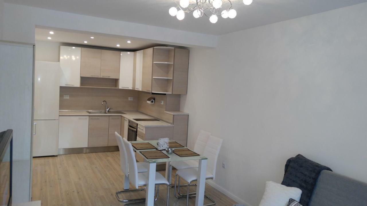 Modern Apartment Sofia Center Екстериор снимка
